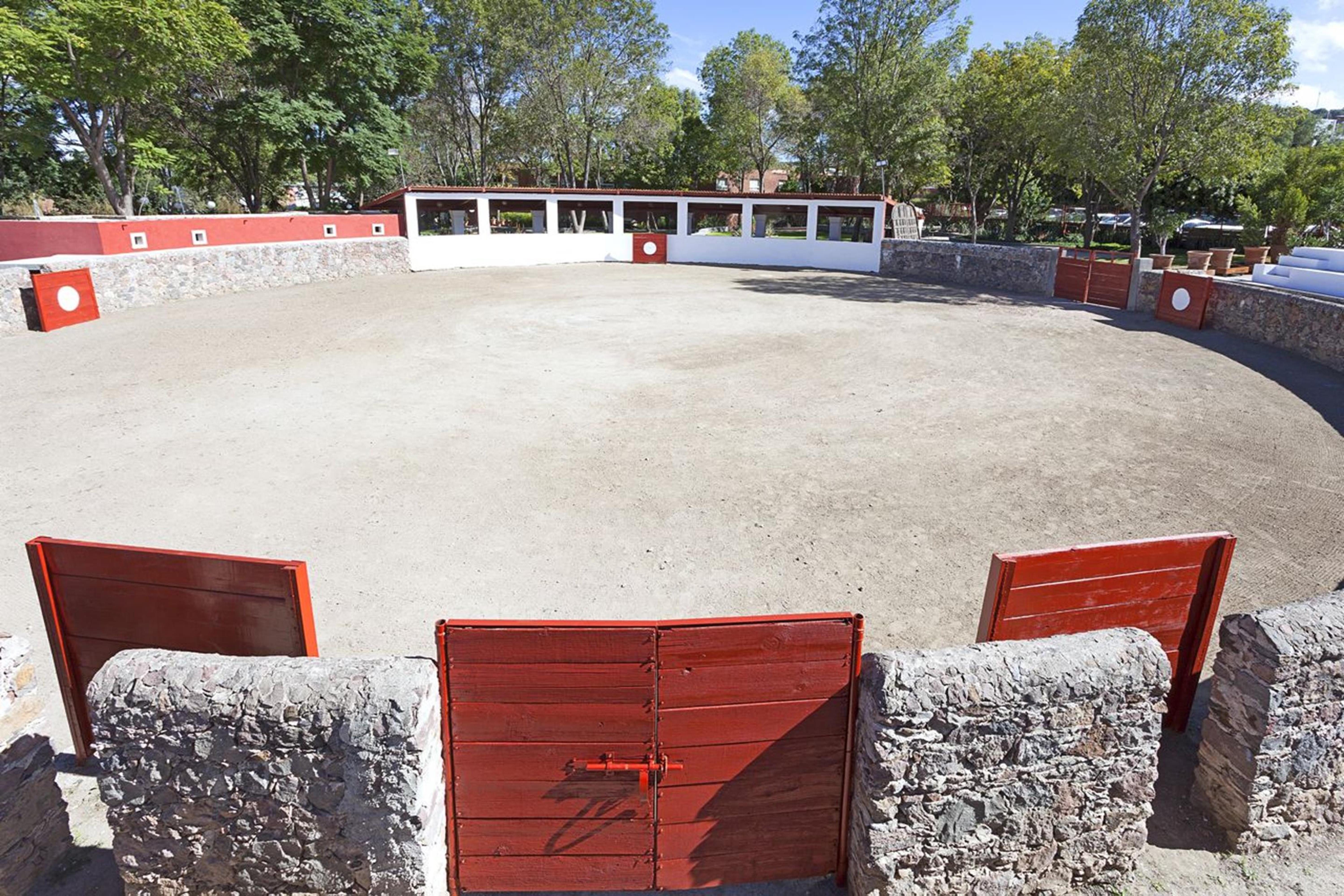Real De Minas San Miguel De Allende Zewnętrze zdjęcie The bullring
