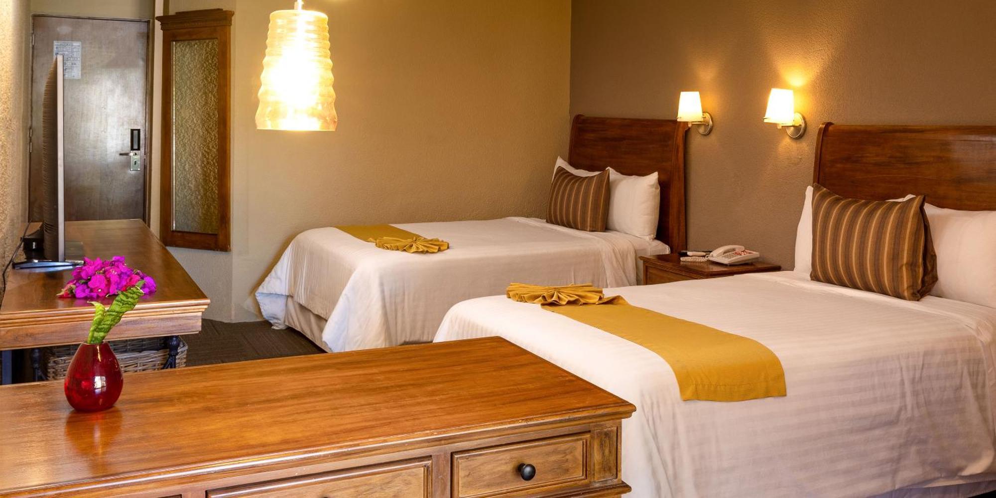Real De Minas San Miguel De Allende Zewnętrze zdjęcie A guest room at the lodge
